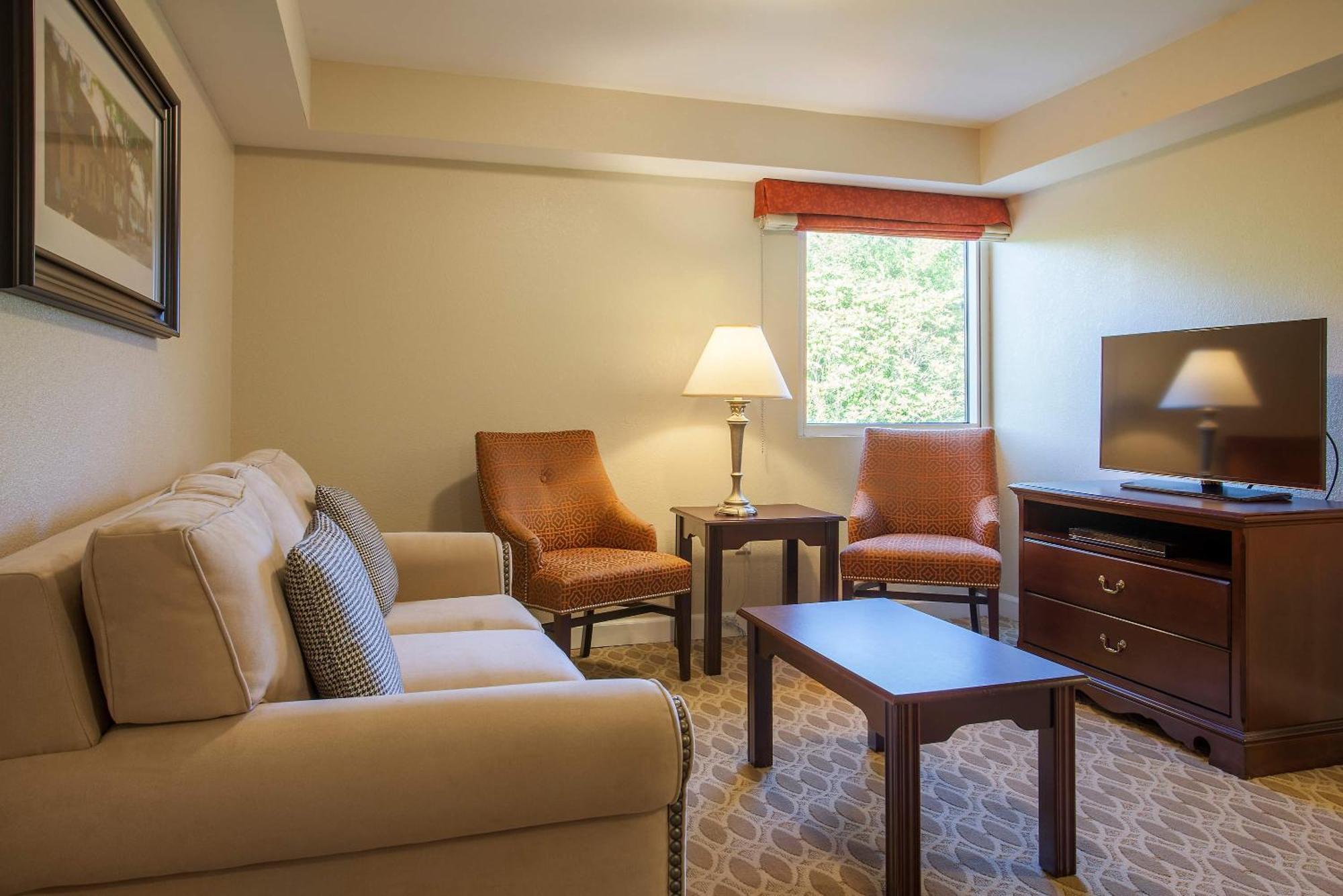 Bluegreen Vacations Patrick Henry Sqr, Ascend Resort Collection Williamsburg Exterior photo